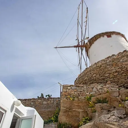 Whitehomes1 Nyaraló *